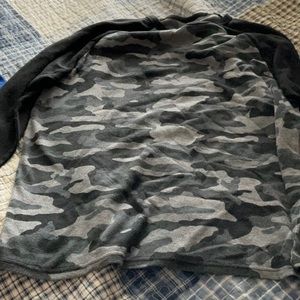 Childrens place Boy Camo long sleeve shirt size XXL